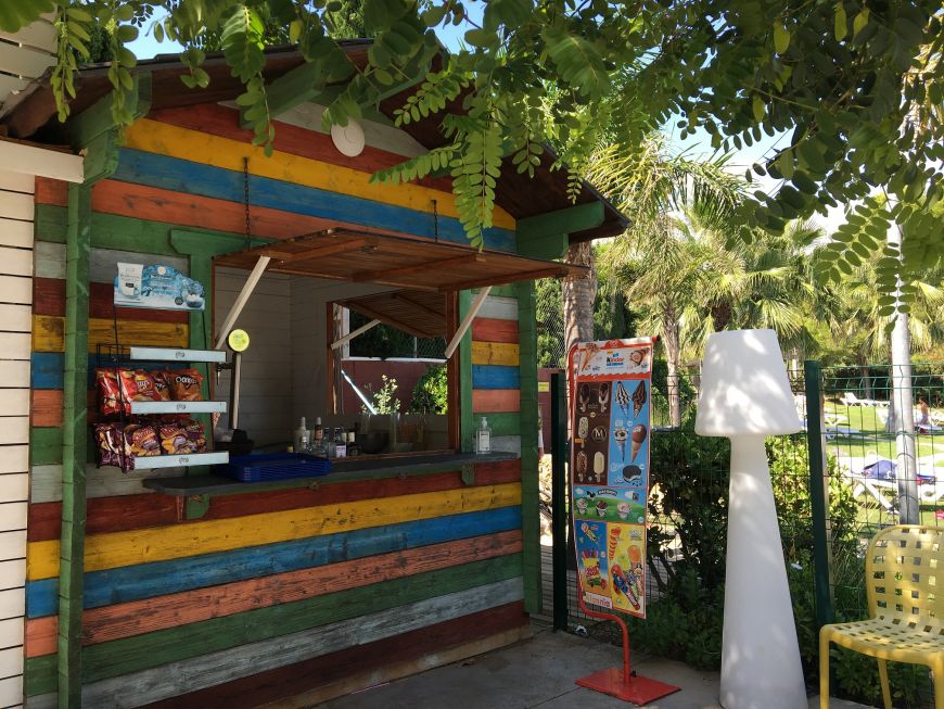 Einweisung Alannia Costa Dorada: Tiki-Bar